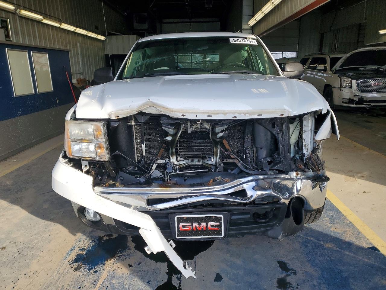 2010 GMC SIERRA K1500 SLE photo 5