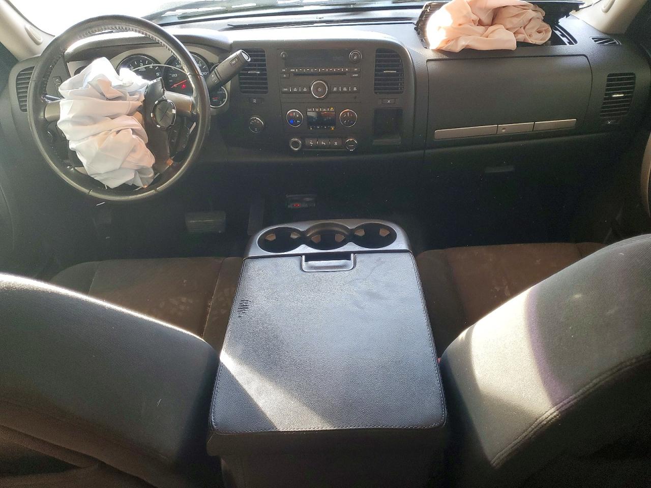 2010 GMC SIERRA K1500 SLE photo 8