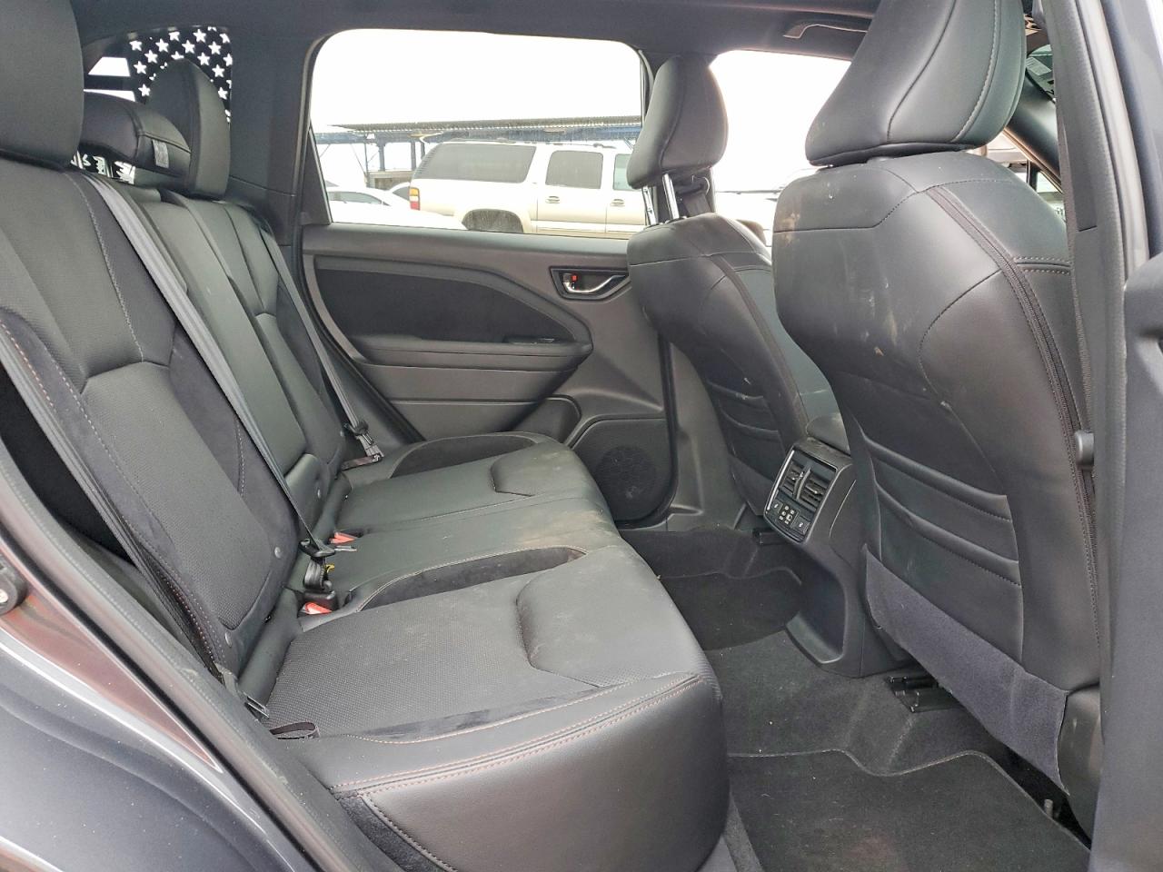 2025 SUBARU FORESTER TOURING photo 11