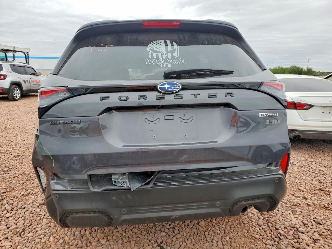2025 SUBARU FORESTER TOURING photo 6