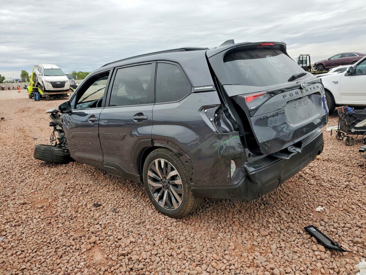 2025 SUBARU FORESTER TOURING photo 2