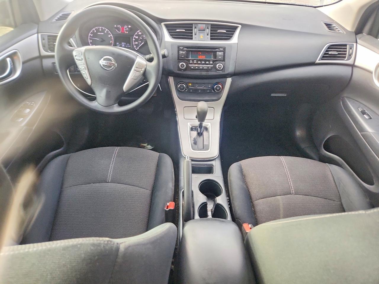 2015 NISSAN SENTRA S photo 8