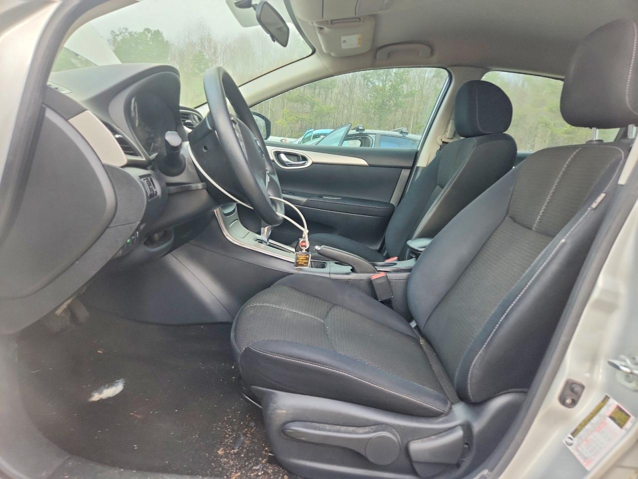2015 NISSAN SENTRA S photo 7