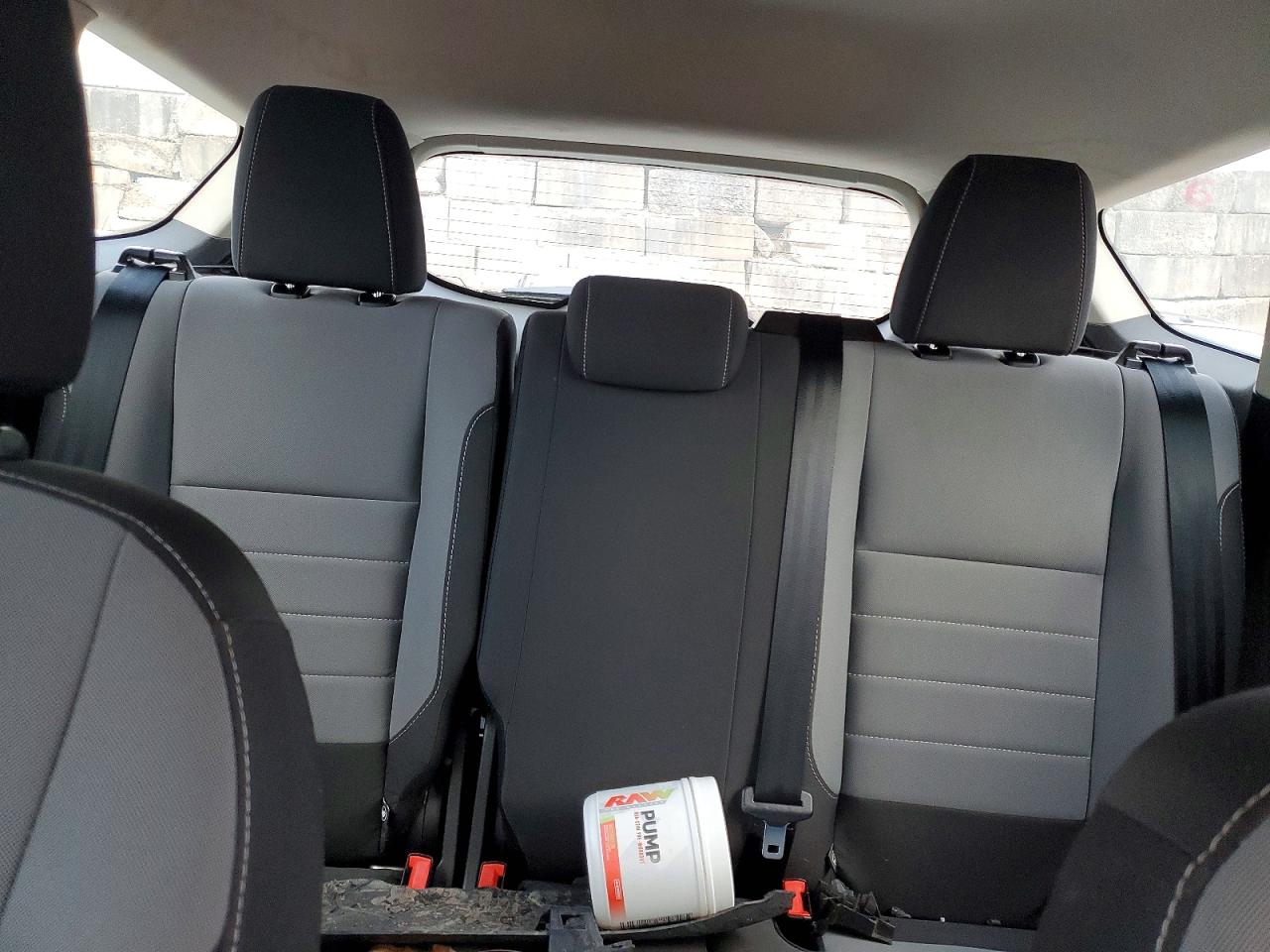 2017 FORD ESCAPE S photo 10