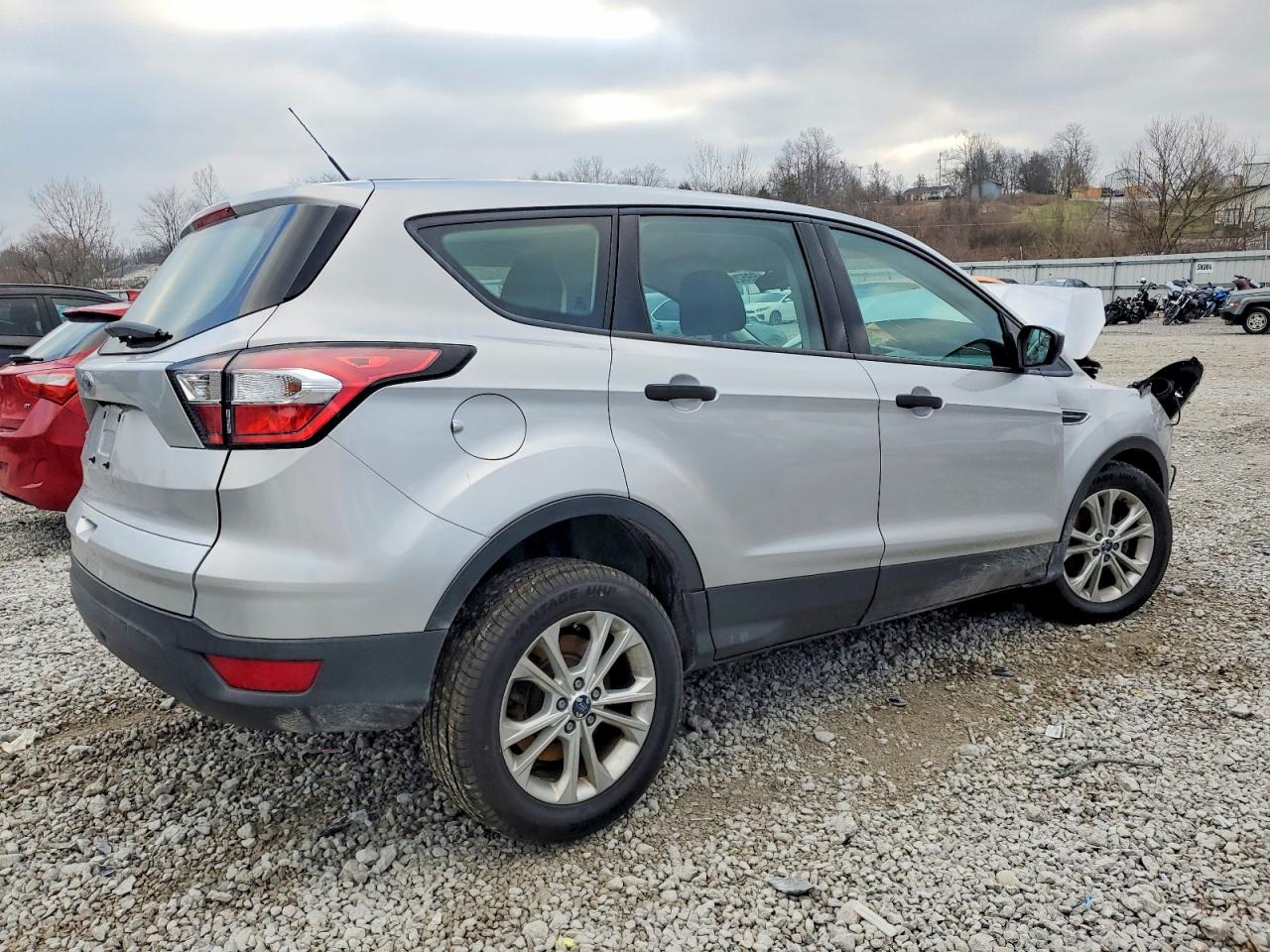 2017 FORD ESCAPE S photo 3
