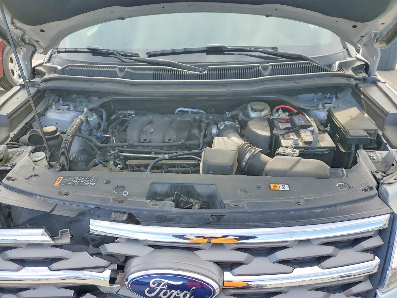 2018 FORD EXPLORER photo 12