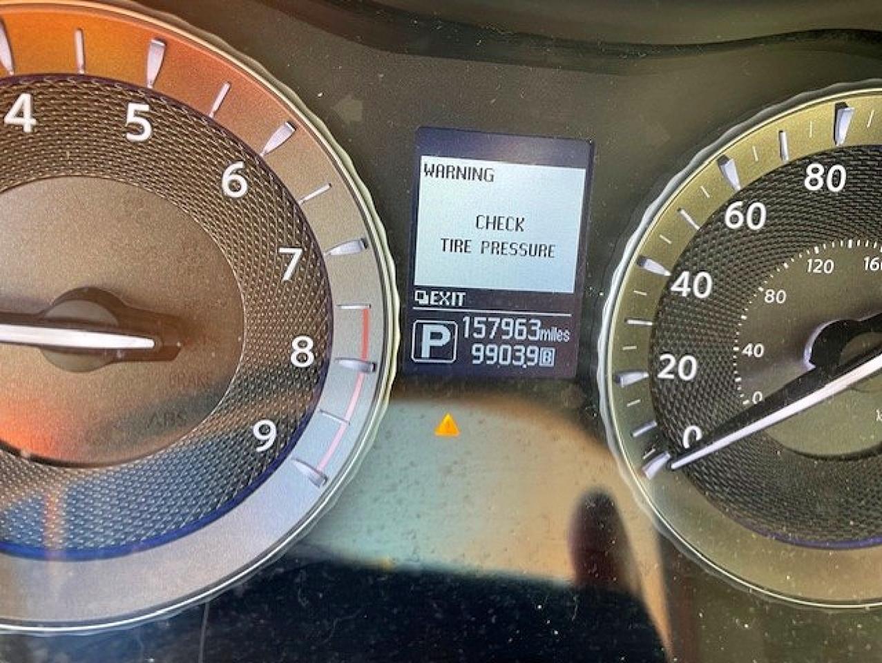 2016 INFINITI Q70L 3.7 photo 17