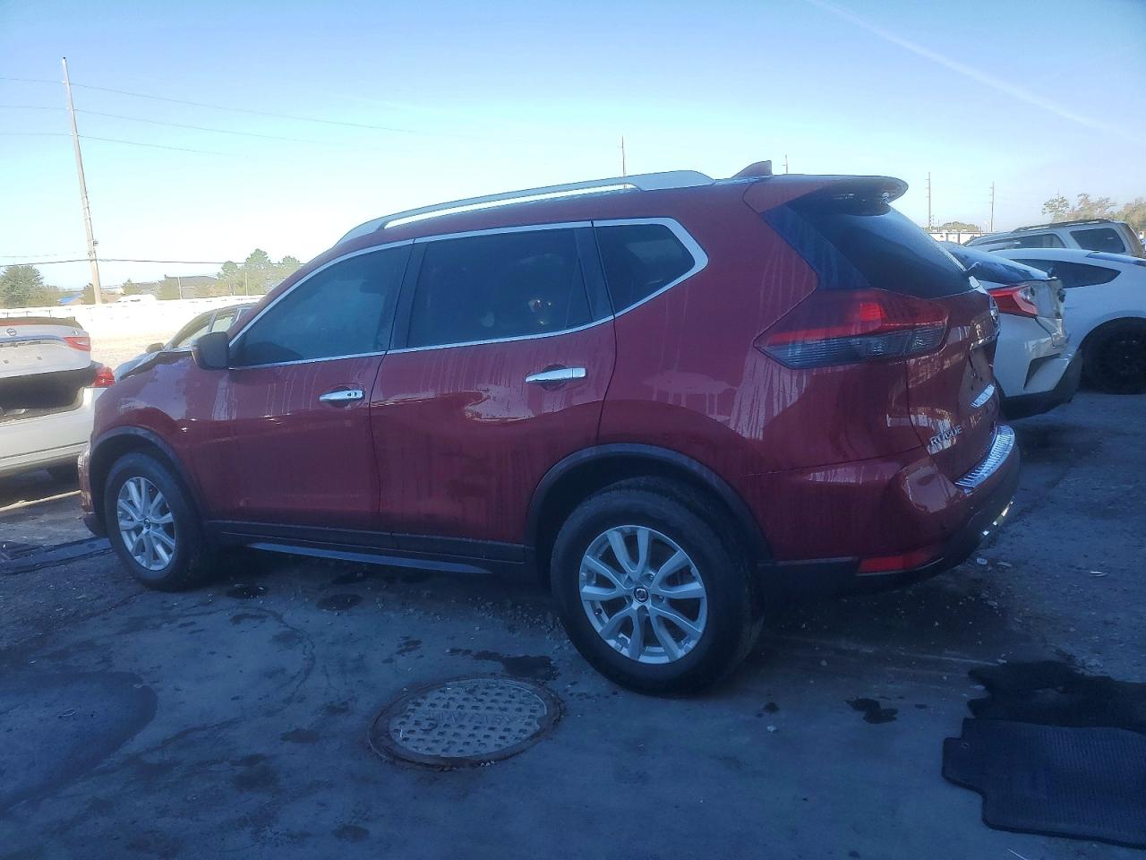 2019 NISSAN ROGUE S photo 4