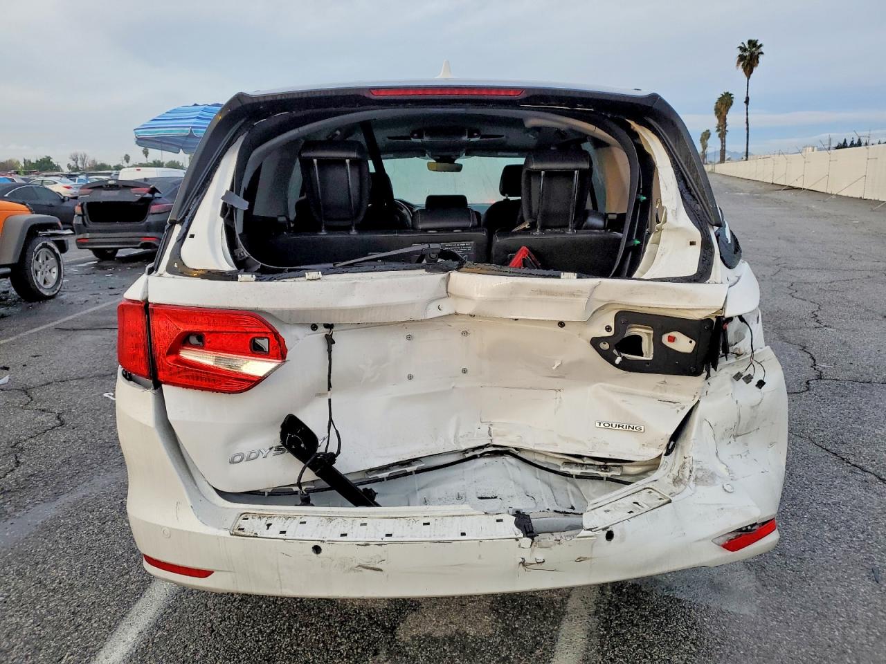 2024 HONDA ODYSSEY TOURING photo 6