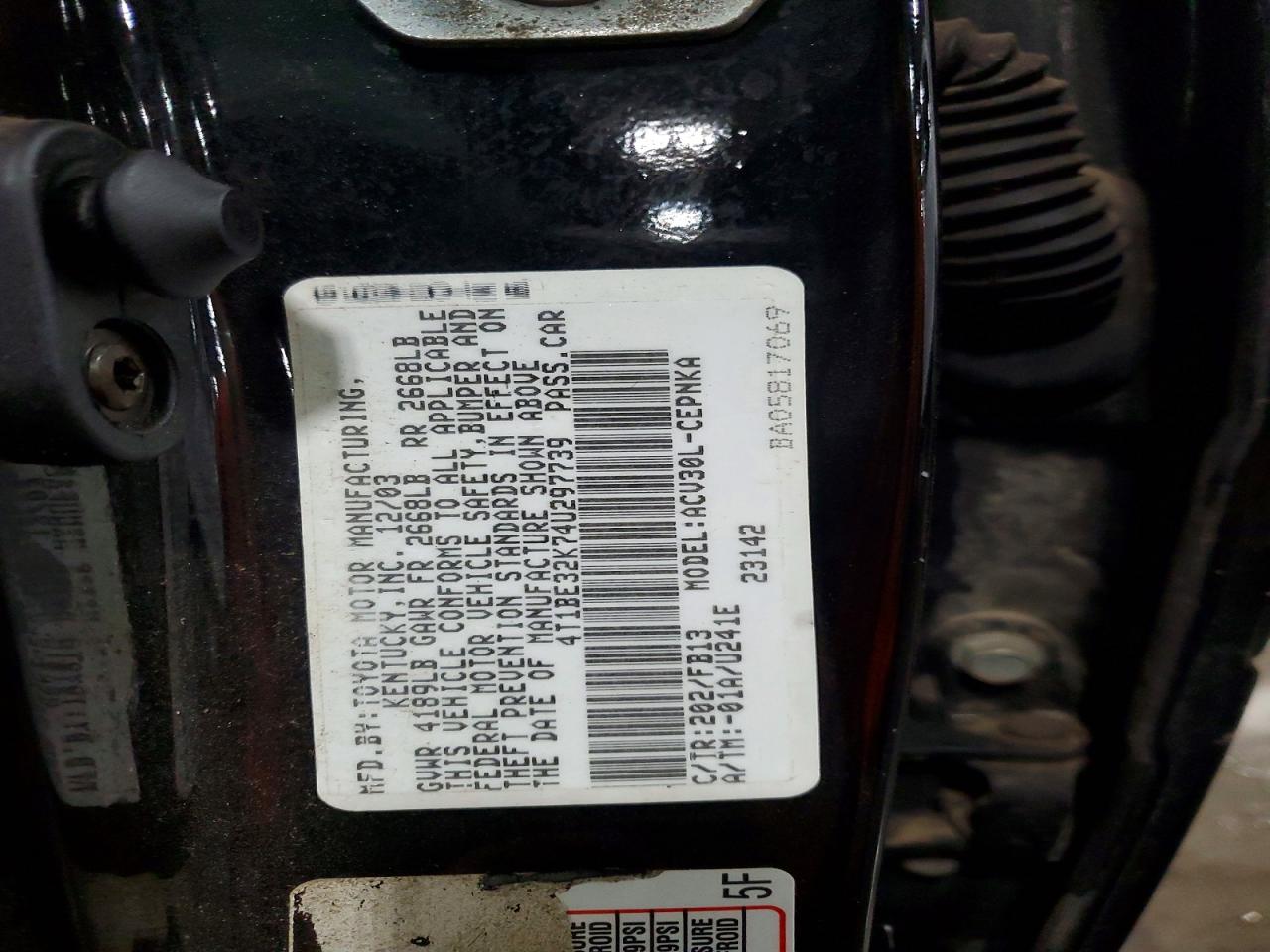 2004 TOYOTA CAMRY LE photo 12
