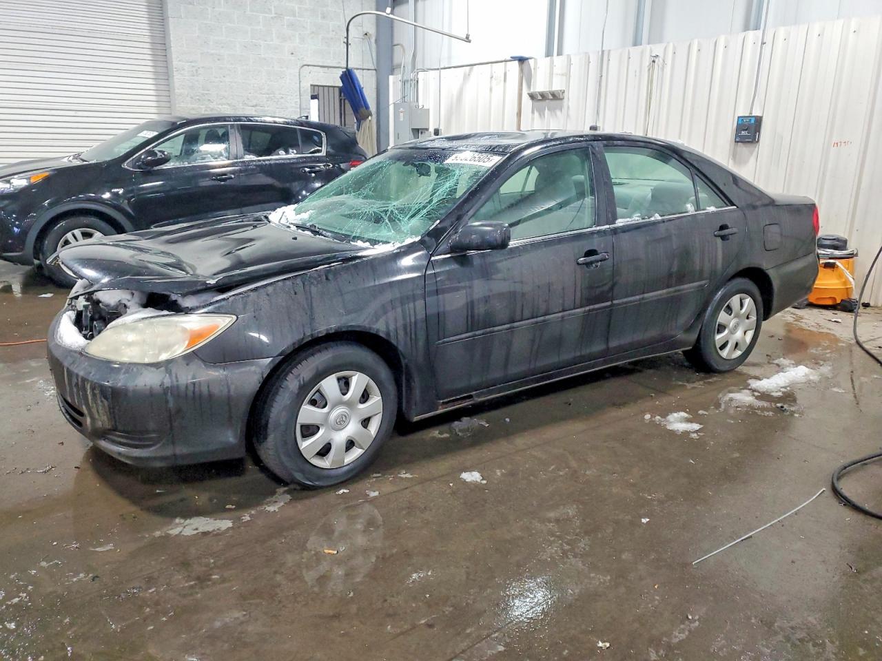 2004 TOYOTA CAMRY