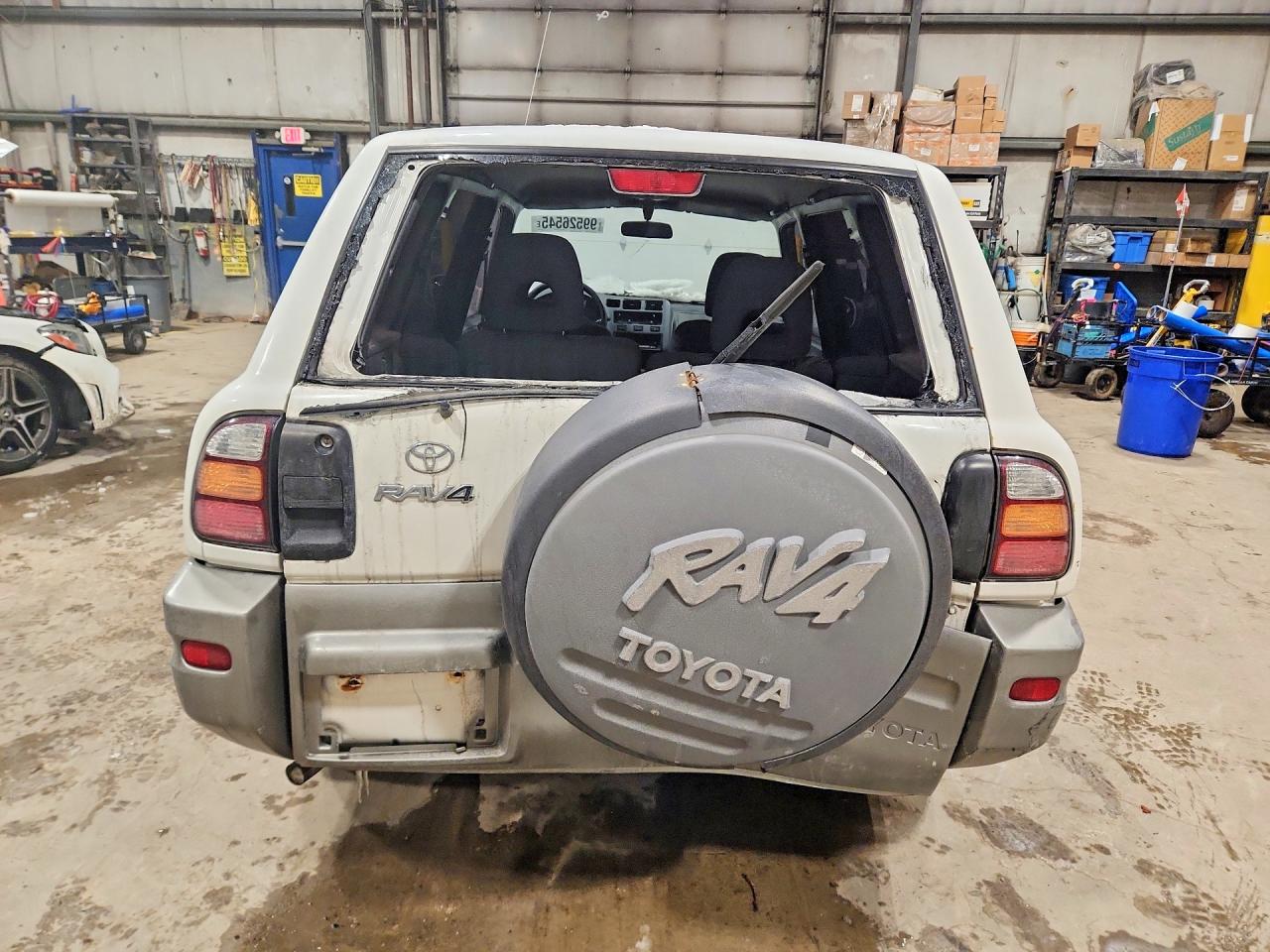 1999 TOYOTA RAV4 photo 6