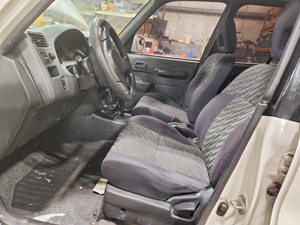 1999 TOYOTA RAV4 photo 7
