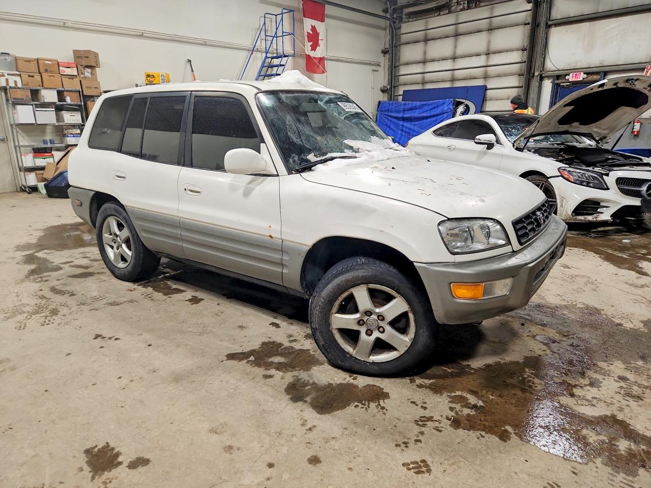 1999 TOYOTA RAV4 photo 4