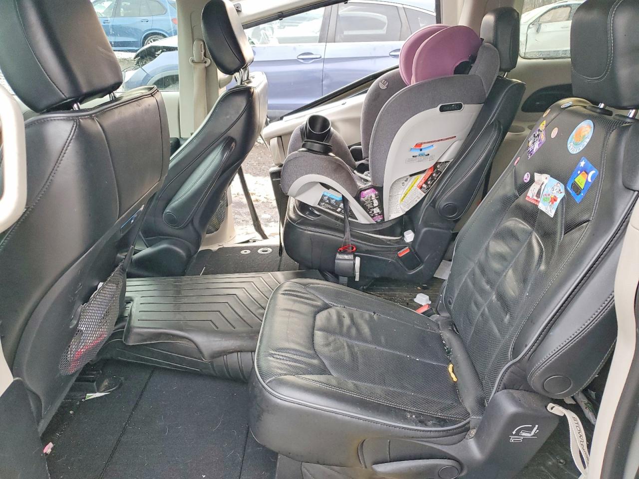 2019 CHRYSLER PACIFICA LIMITED photo 11