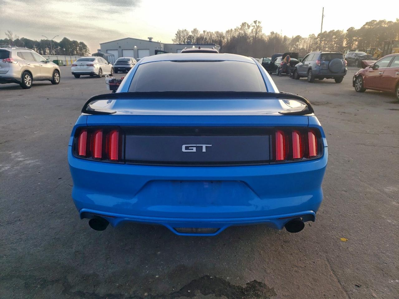 2017 FORD MUSTANG GT photo 6