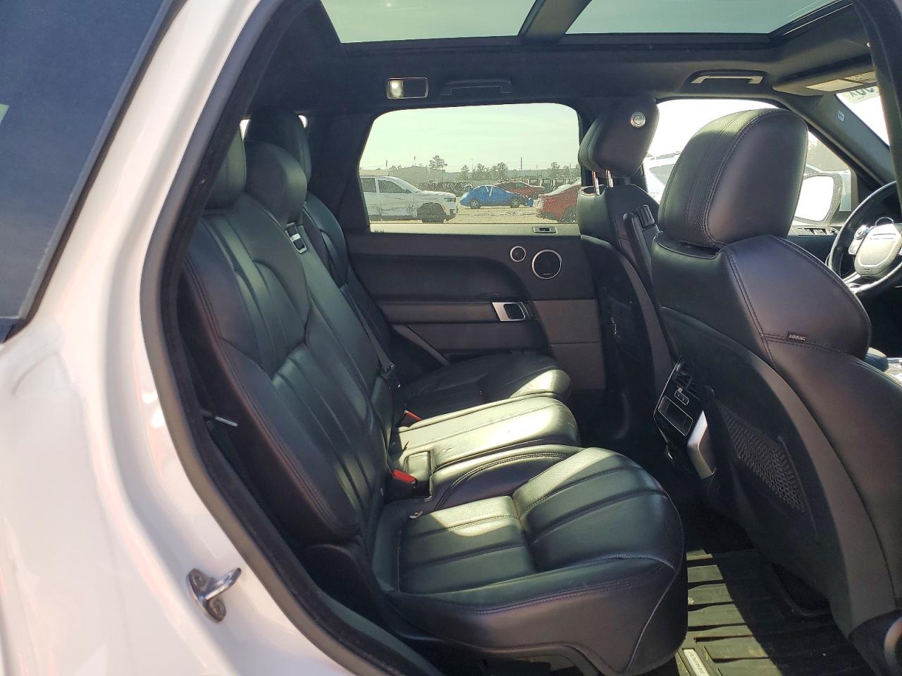 2016 LAND ROVER RANGE ROVER SPORT HSE photo 11