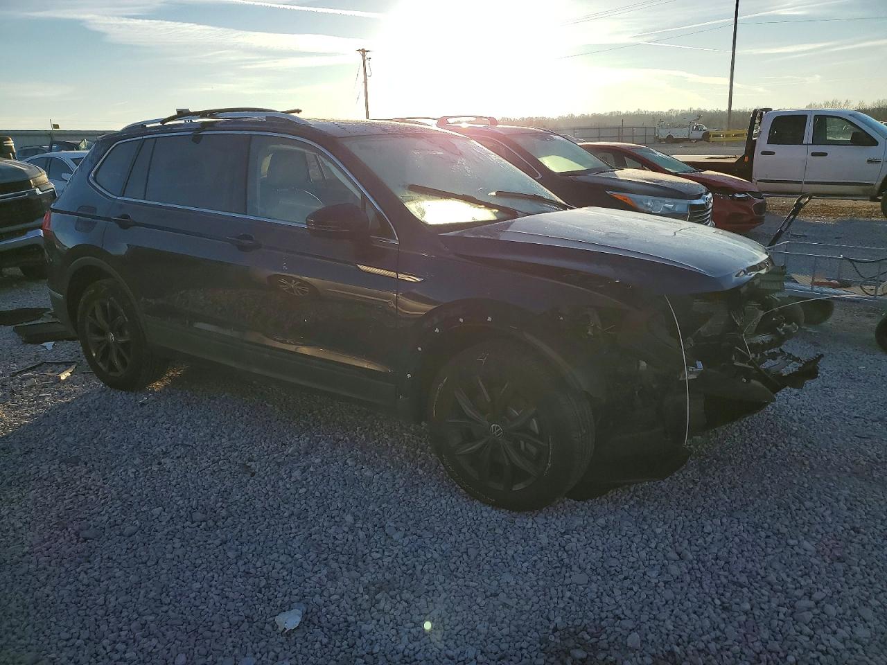 2024 VOLKSWAGEN TIGUAN SE photo 10
