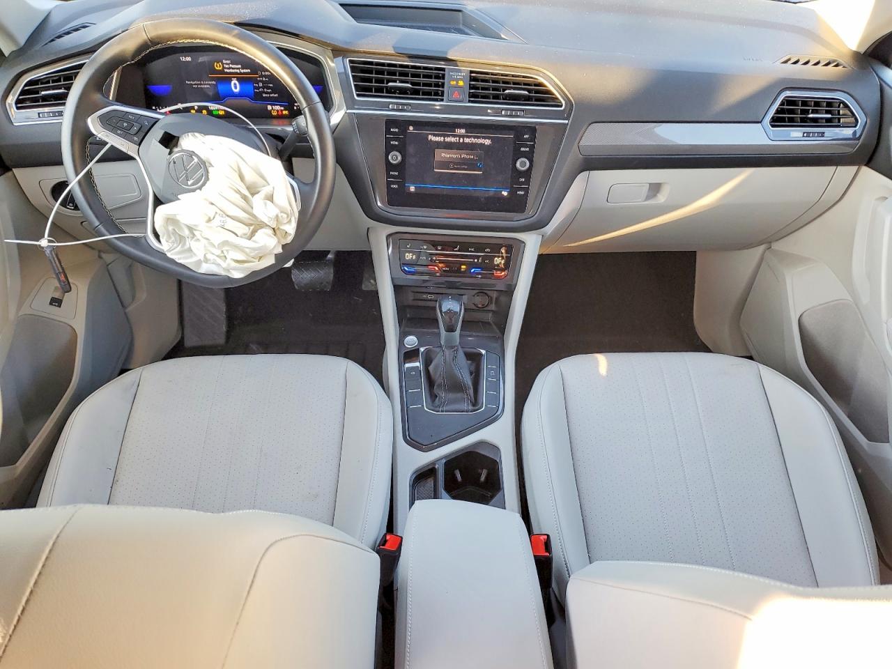 2024 VOLKSWAGEN TIGUAN SE photo 22