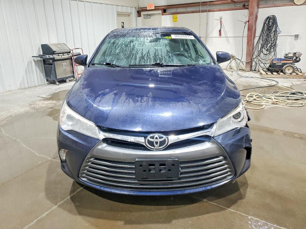 2017 TOYOTA CAMRY LE photo 9