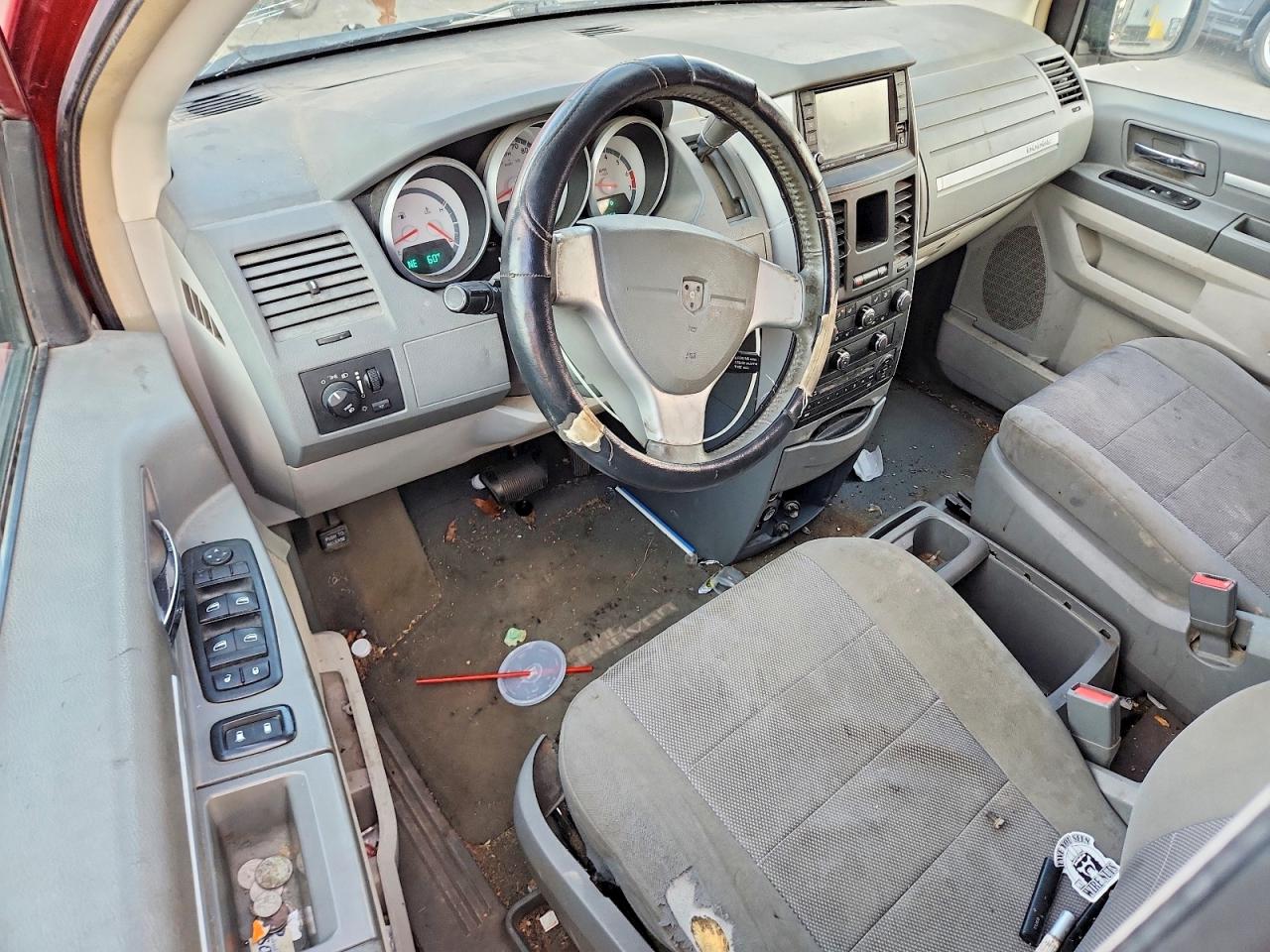 2008 DODGE GRAND CARAVAN SXT photo 8