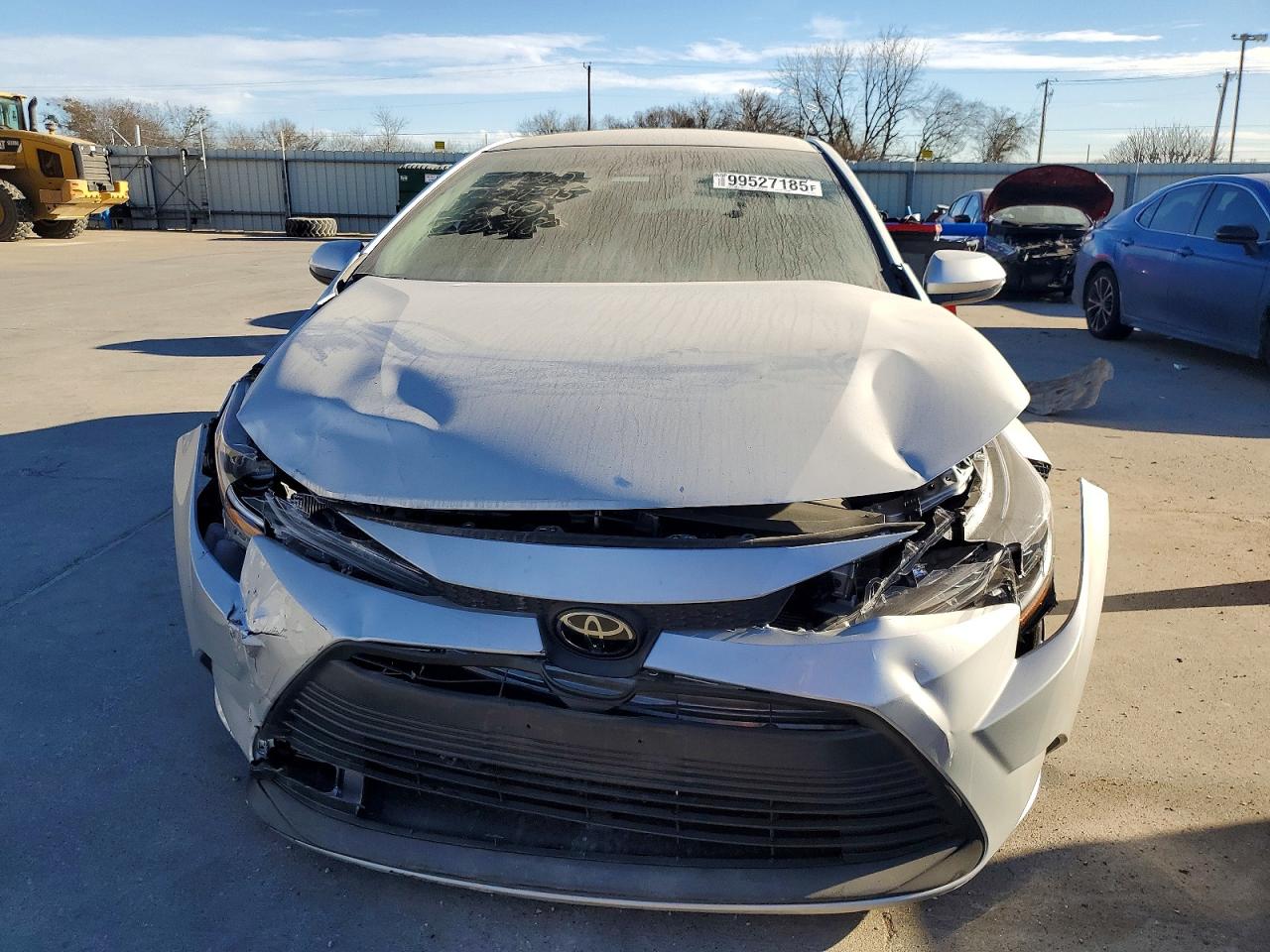 2025 TOYOTA COROLLA LE photo 5