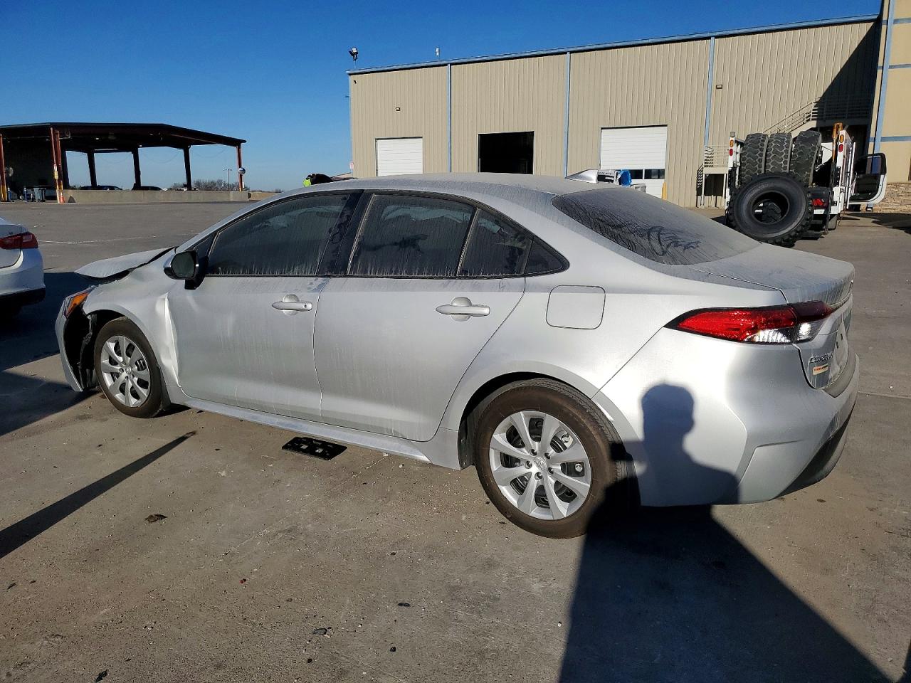 2025 TOYOTA COROLLA LE photo 2