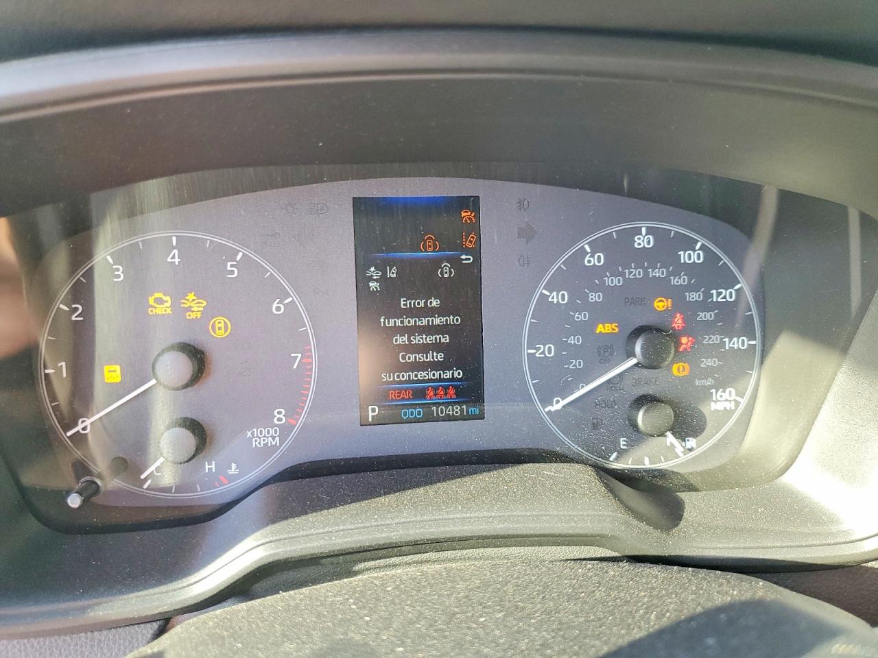 2025 TOYOTA COROLLA LE photo 9