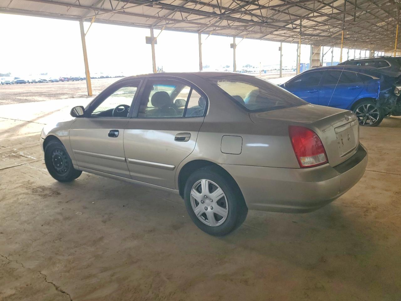 2003 HYUNDAI ELANTRA GLS photo 2