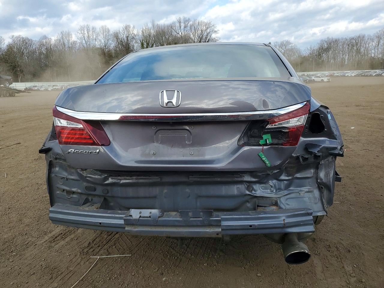 2017 HONDA ACCORD LX photo 6