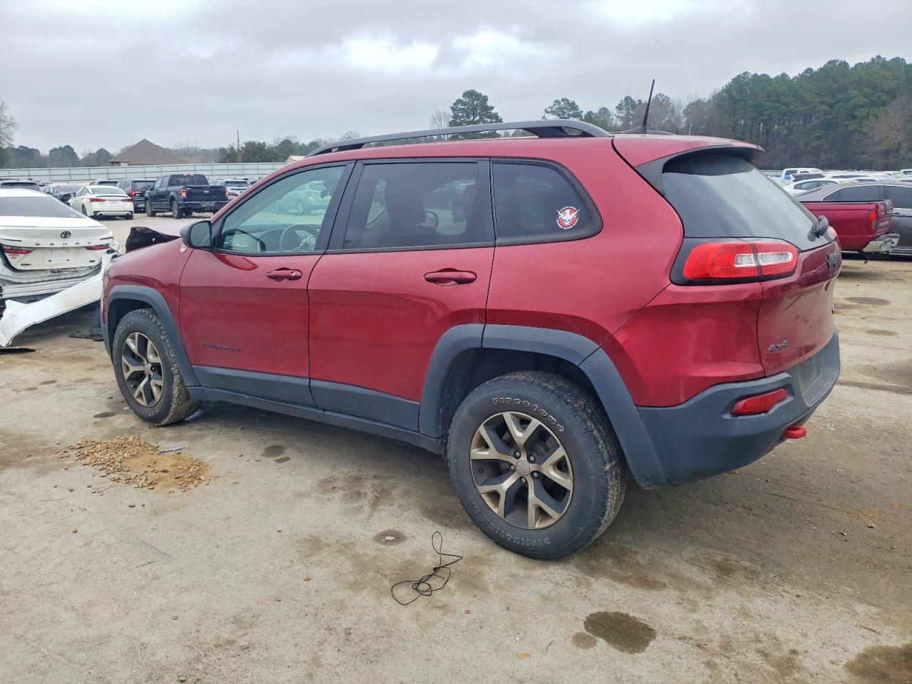 2017 JEEP CHEROKEE TRAILHAWK photo 2
