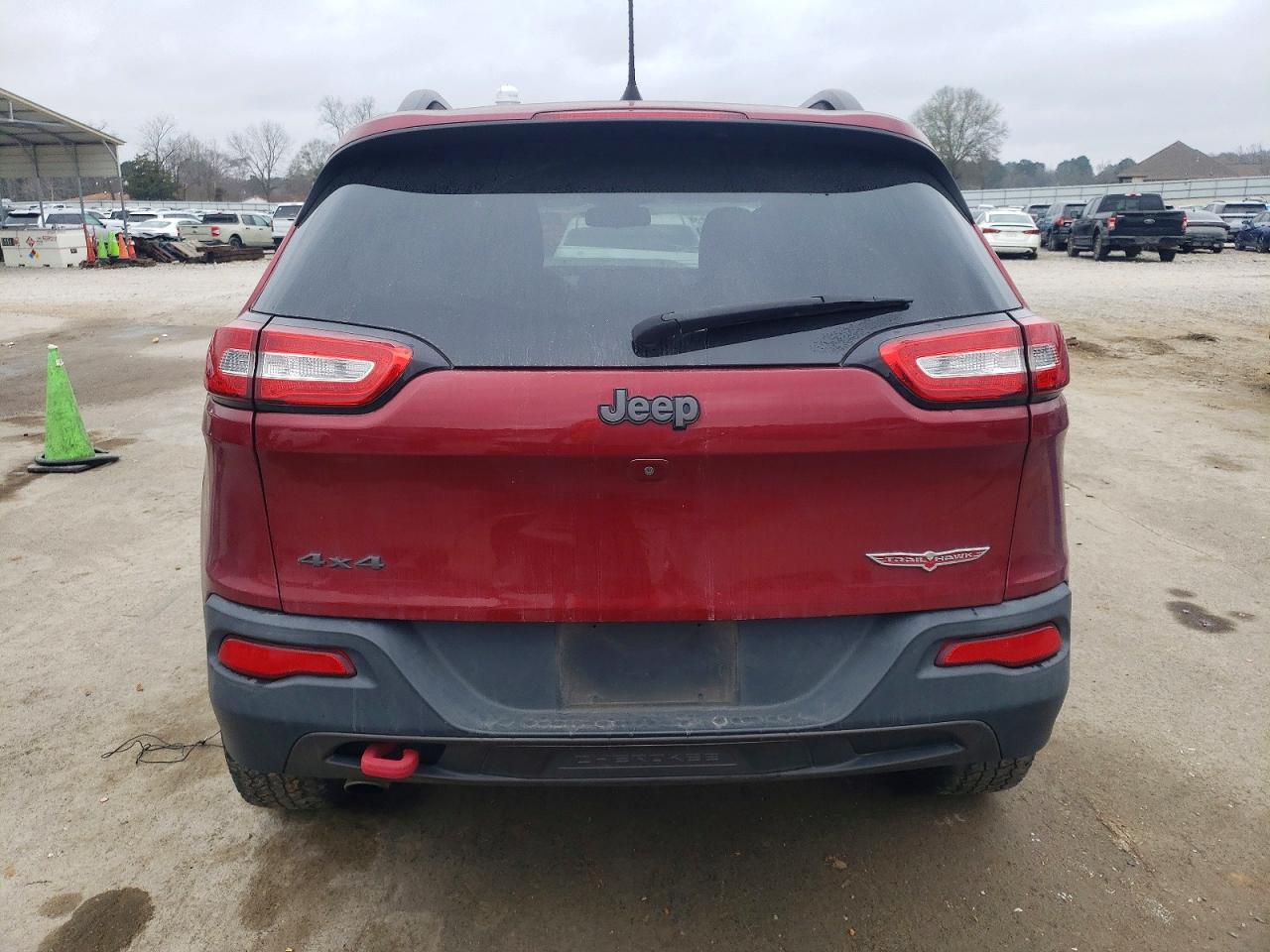 2017 JEEP CHEROKEE TRAILHAWK photo 6