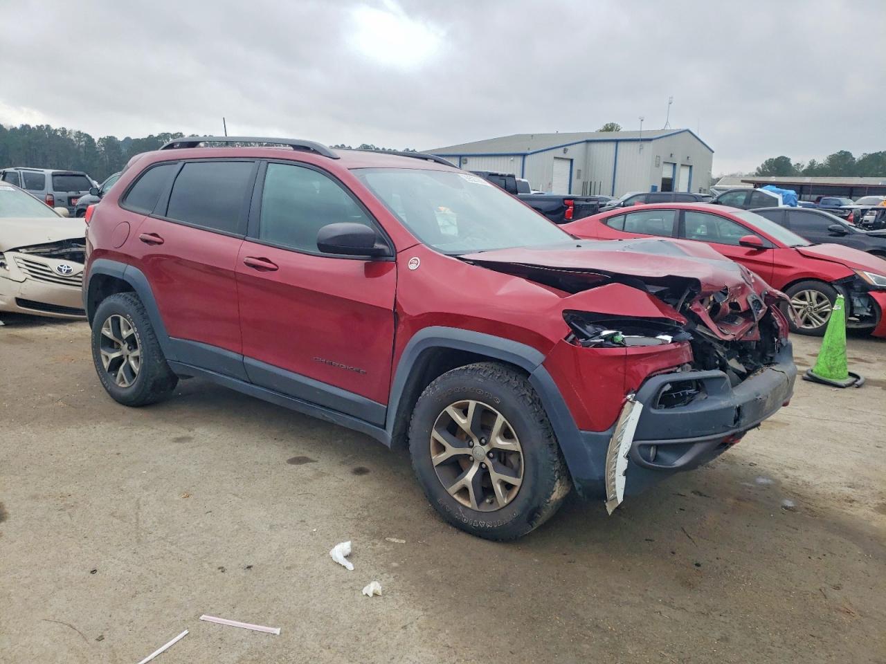 2017 JEEP CHEROKEE TRAILHAWK photo 4