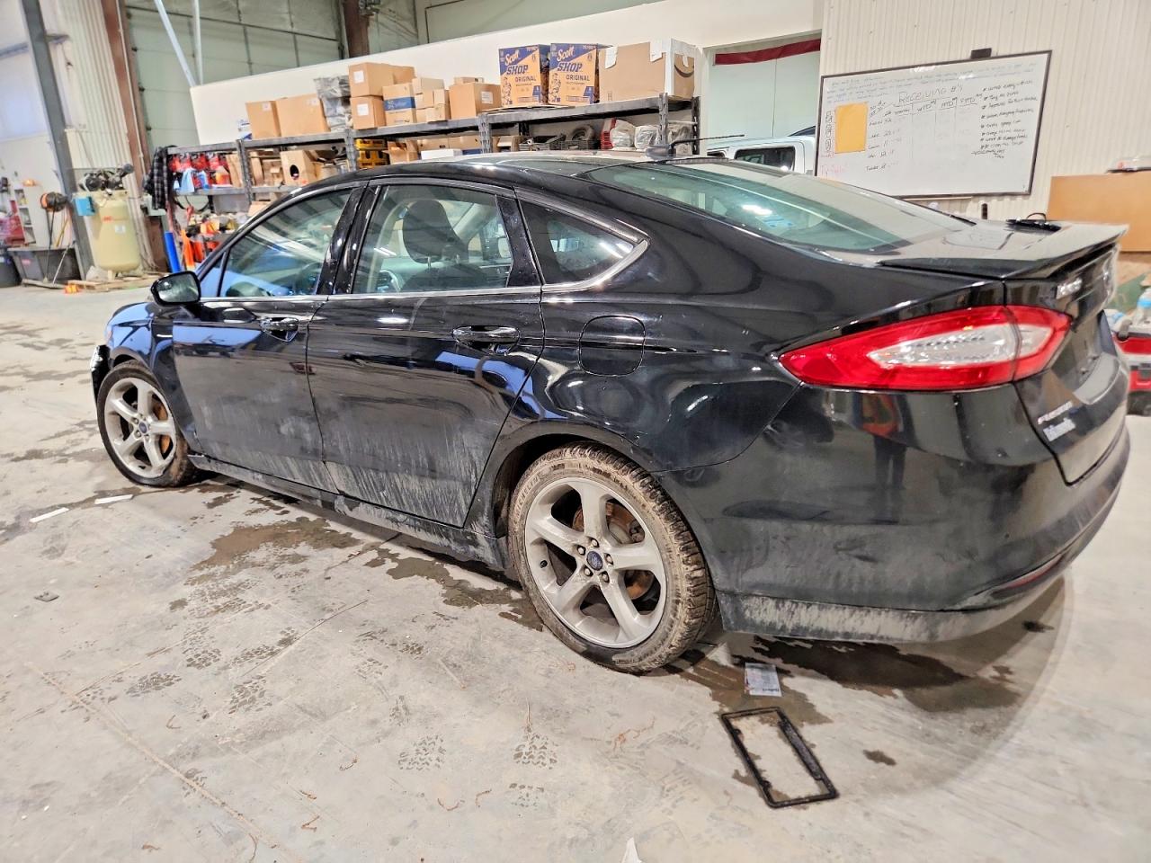 2016 FORD FUSION SE photo 2