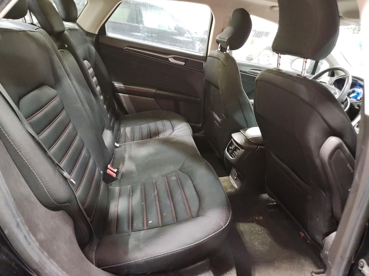 2016 FORD FUSION SE photo 10