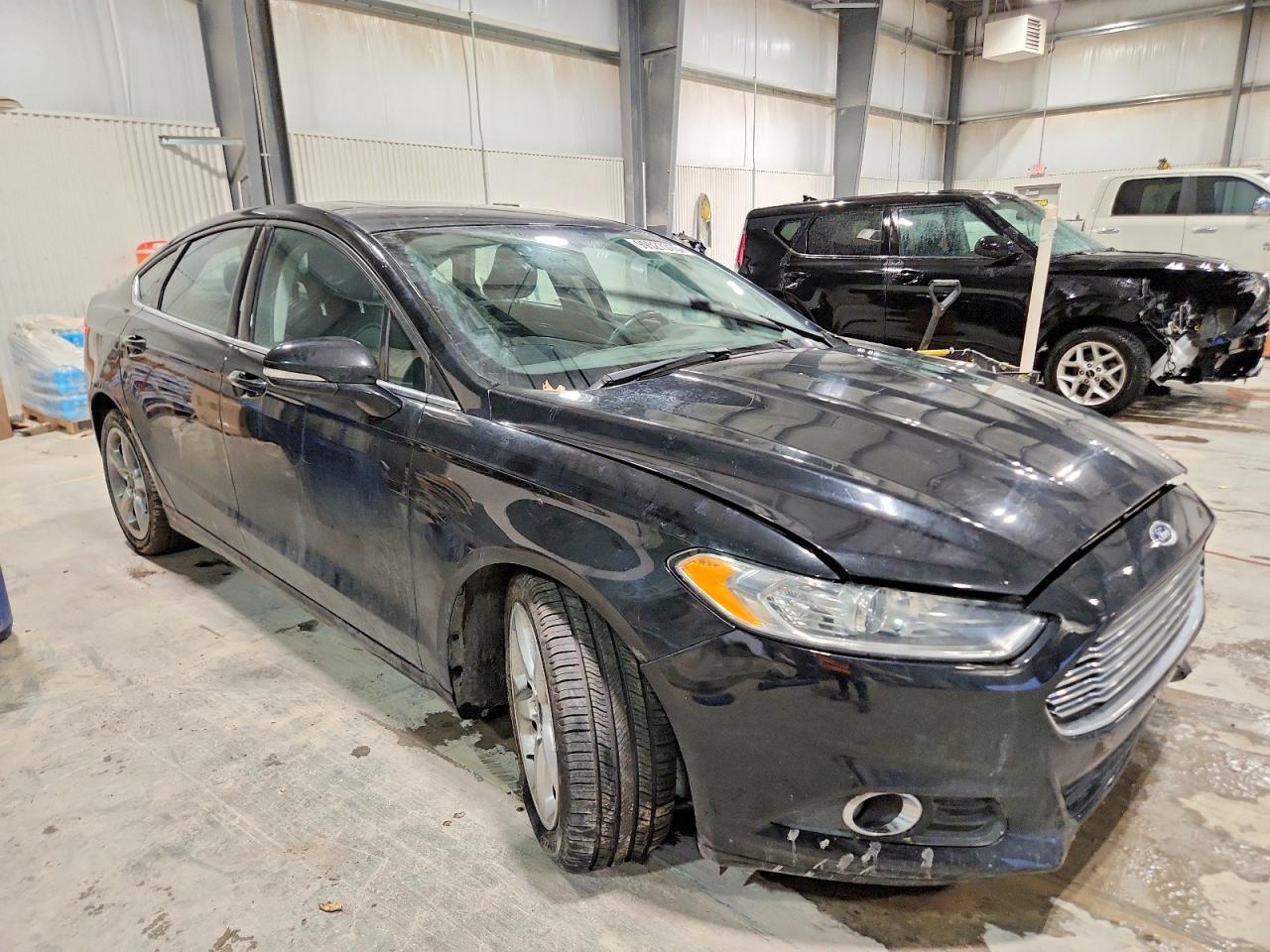 2016 FORD FUSION SE photo 4