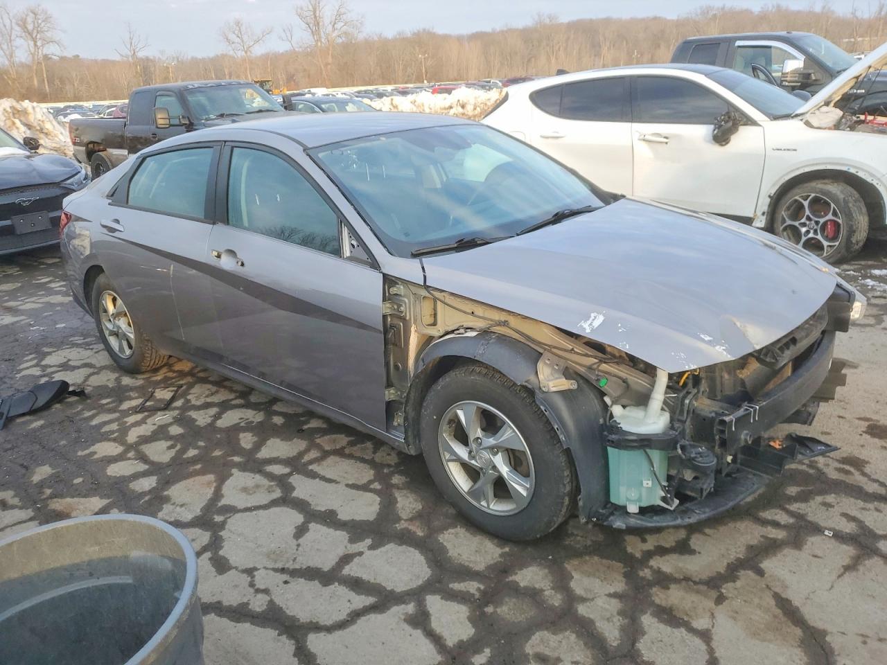 2021 HYUNDAI ELANTRA SE photo 4