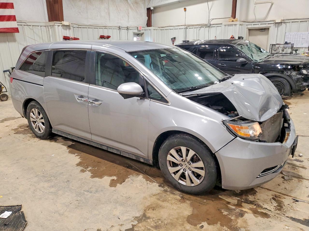 2016 HONDA ODYSSEY SE photo 4