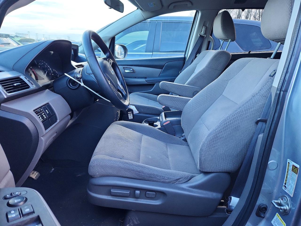2016 HONDA ODYSSEY SE photo 7