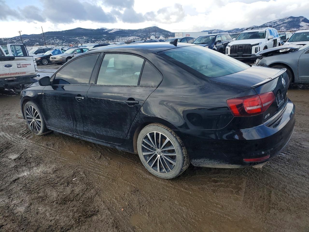 2016 VOLKSWAGEN JETTA SPORT photo 3