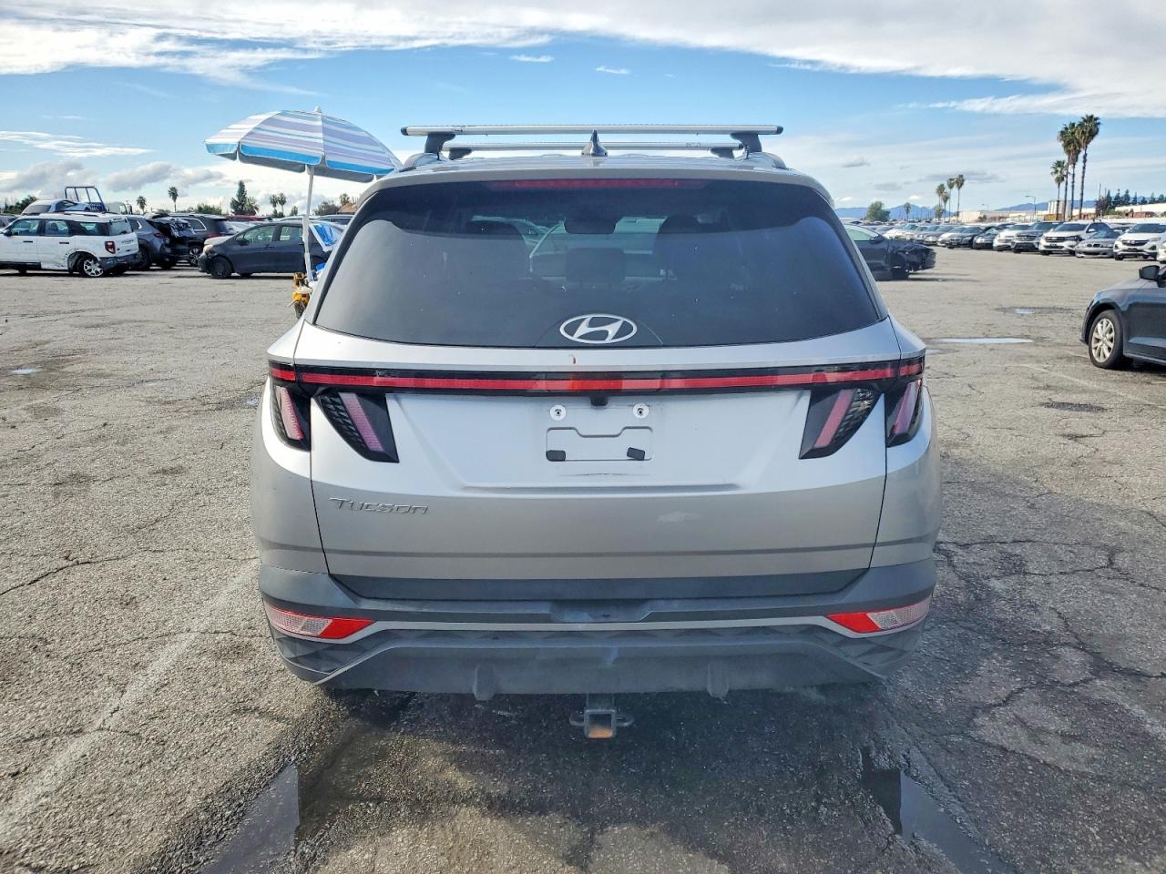 2022 HYUNDAI TUCSON SEL photo 6