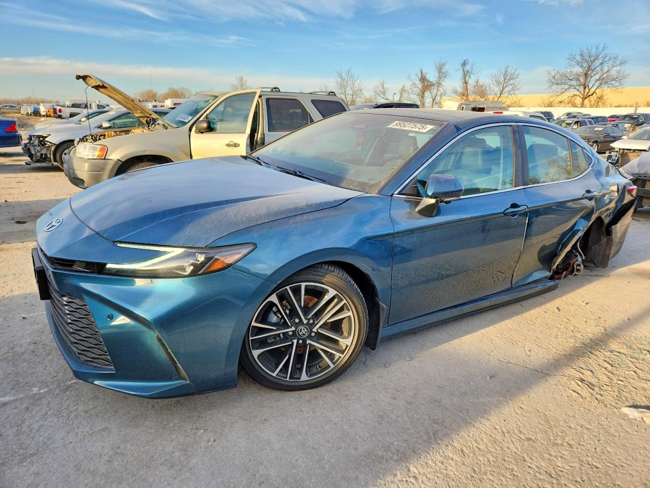 2025 TOYOTA CAMRY