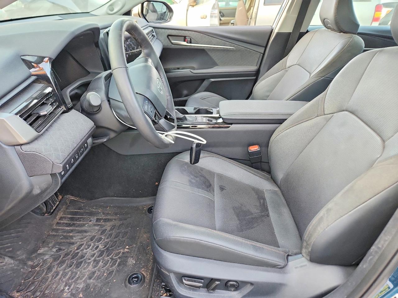2025 TOYOTA CAMRY XSE photo 7