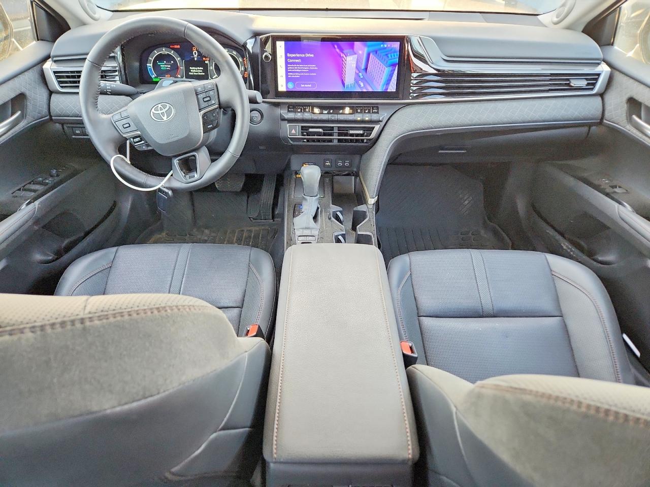 2025 TOYOTA CAMRY XSE photo 8