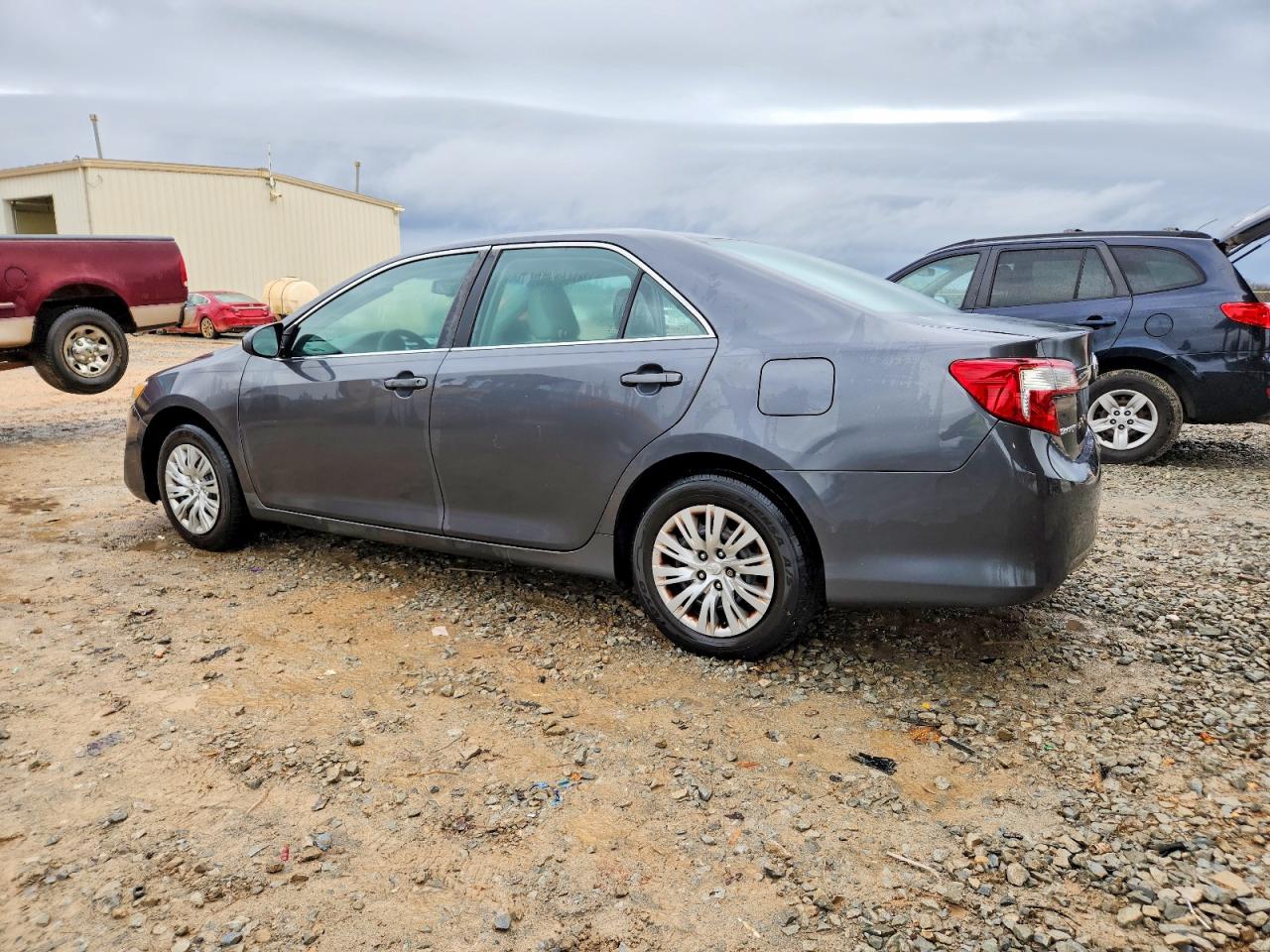 2012 TOYOTA CAMRY BASE photo 2