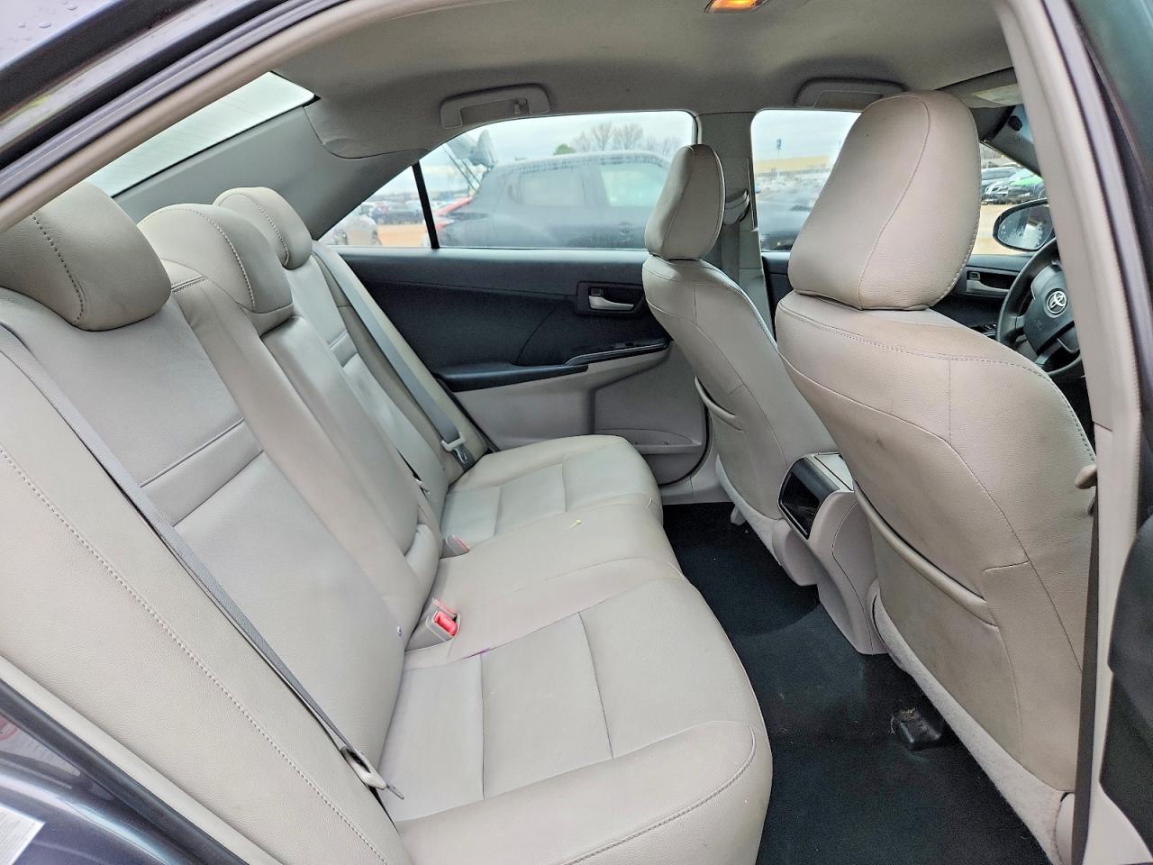 2012 TOYOTA CAMRY BASE photo 10
