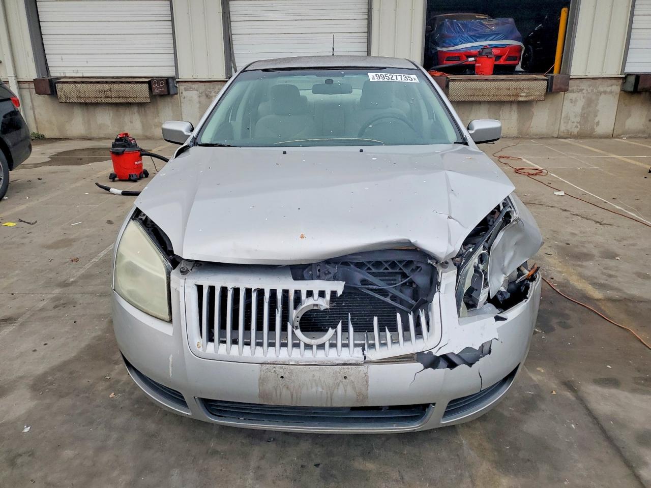 2009 MERCURY MILAN photo 5