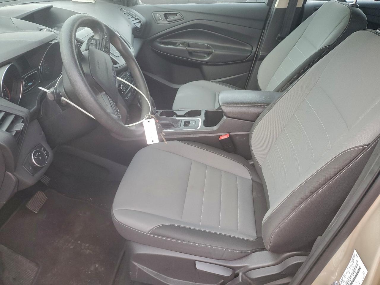 2017 FORD ESCAPE S photo 13
