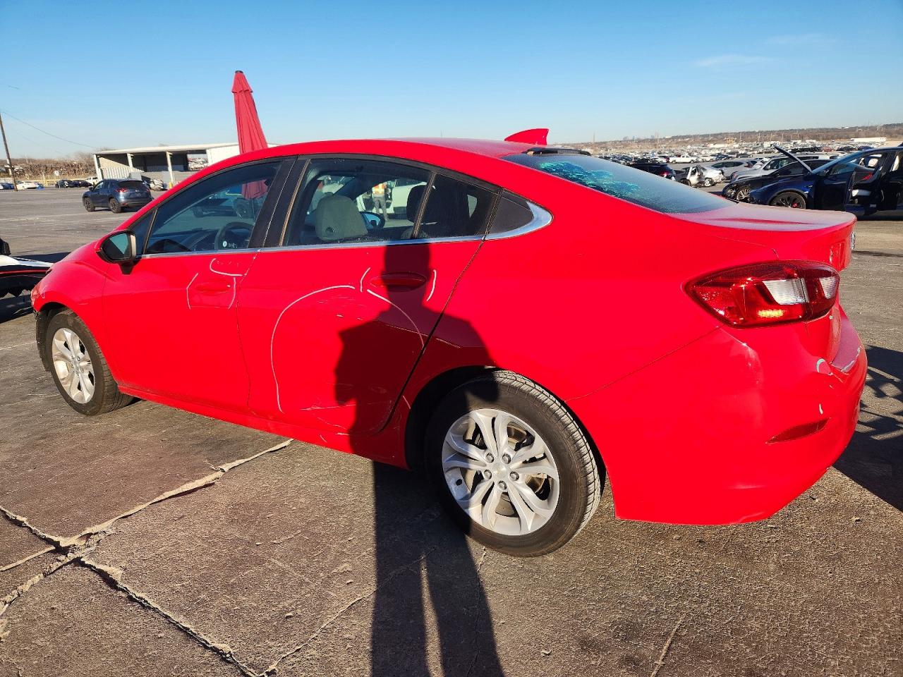 2019 CHEVROLET CRUZE LT photo 2