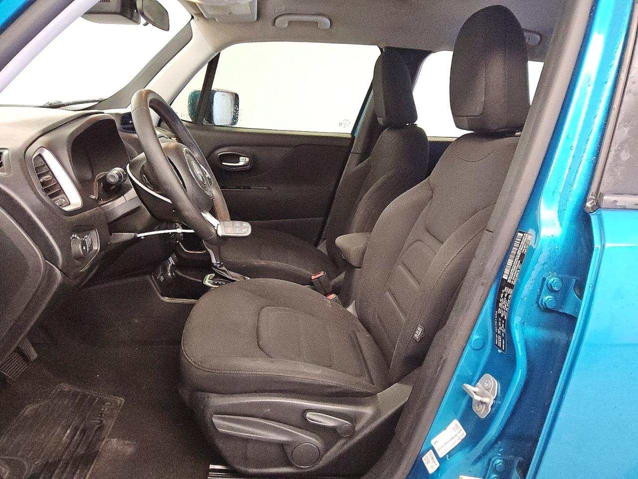 2019 JEEP RENEGADE LATITUDE photo 7